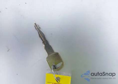 2005 Chevrolet Silverado 1500 Work Truck from USA, damaged, VIN 1GCEC19XX5Z178648